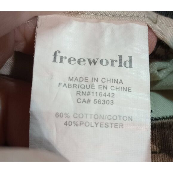 FreeWorld Shorts Men's 36 Camouflage Cargo Khakis‎ - Picture 6 of 7